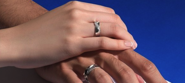 Cincin Wanita Custom